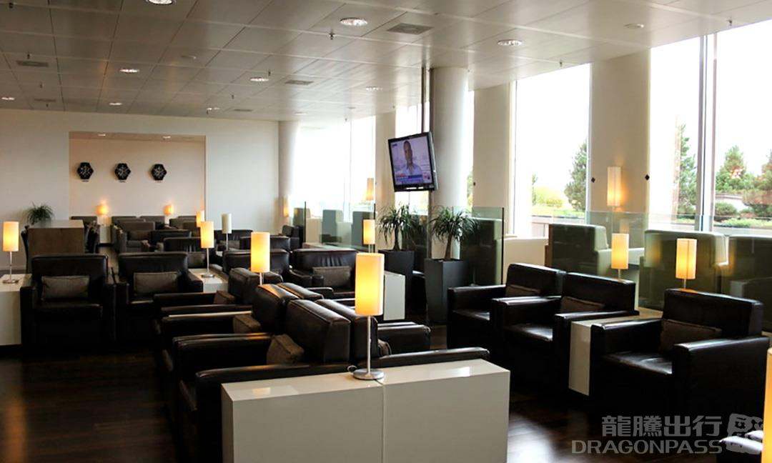 Marhaba Lounge — food & bar
