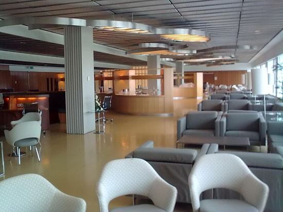 Sala VIP Puerta de Alcala — seating area
