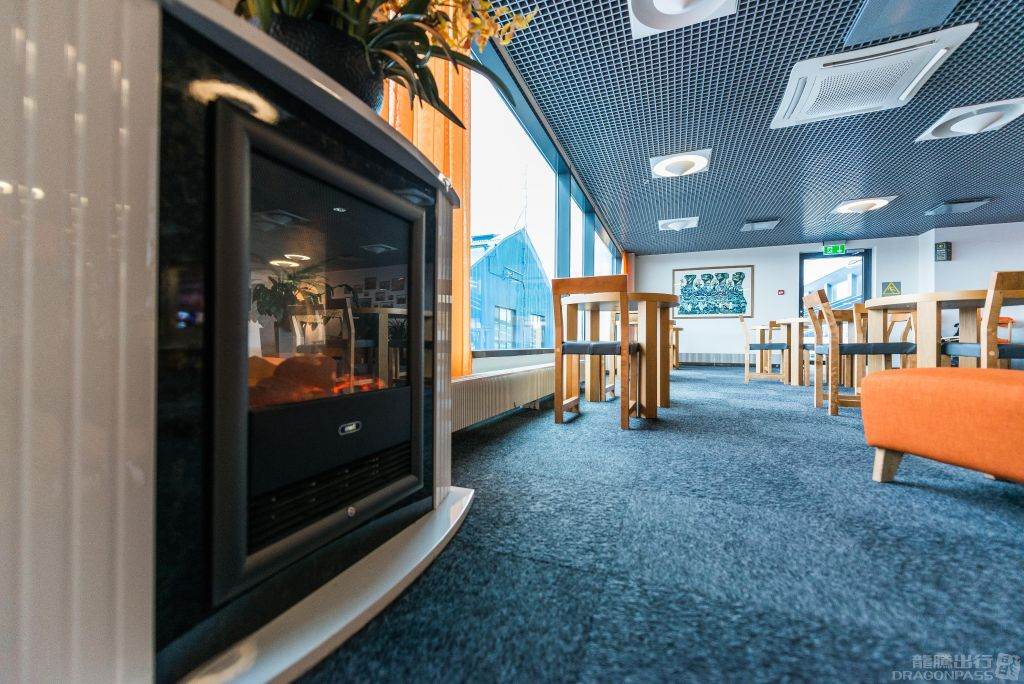 LHV Lounge — seating area