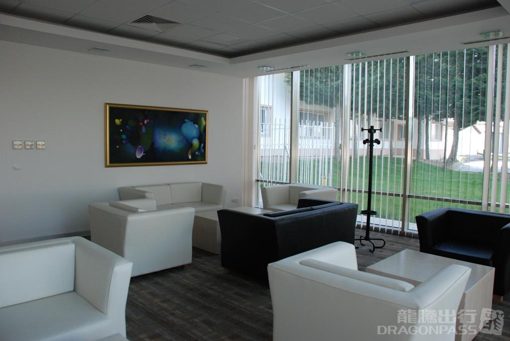 Primeclass Lounge - interior view 3