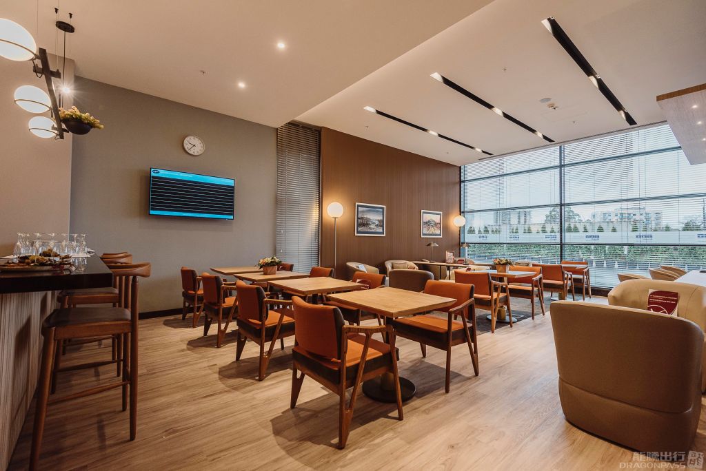 Primeclass Lounge - interior view 4