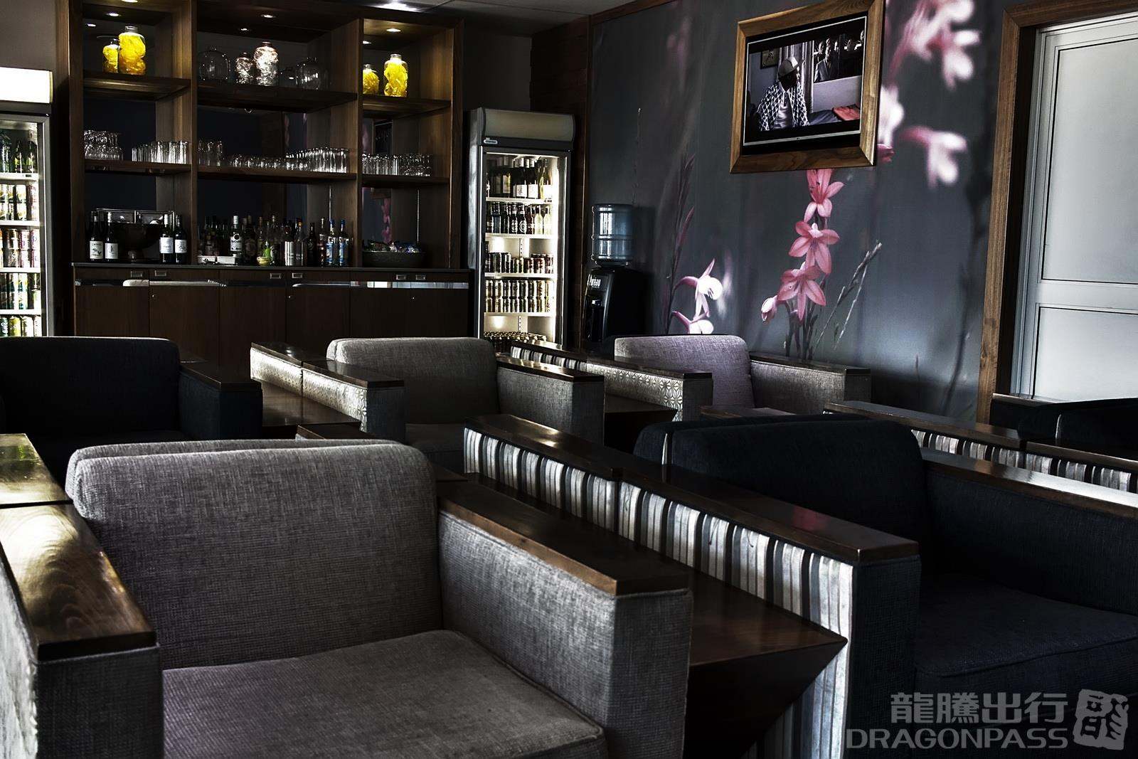 Bidvest Premier Lounge — seating area