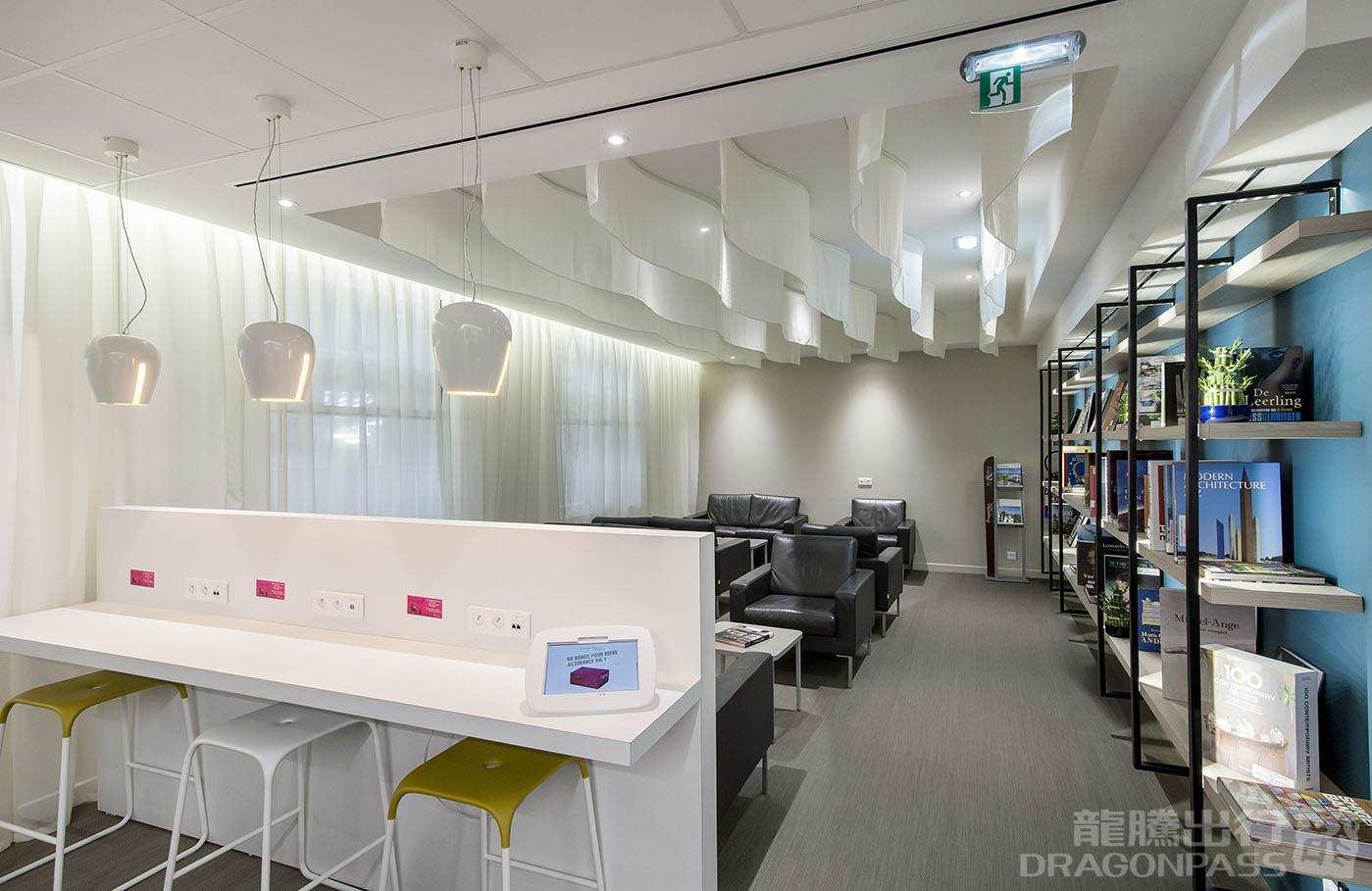 The Library Lounge