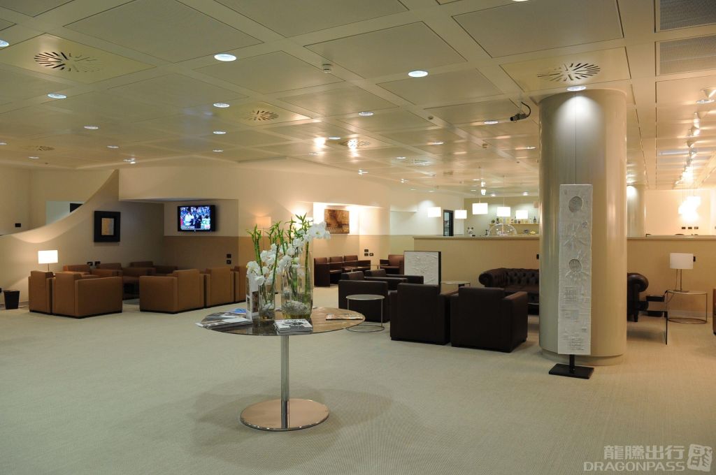 Monteverdi Classic Lounge at Malpensa Airport (MXP)