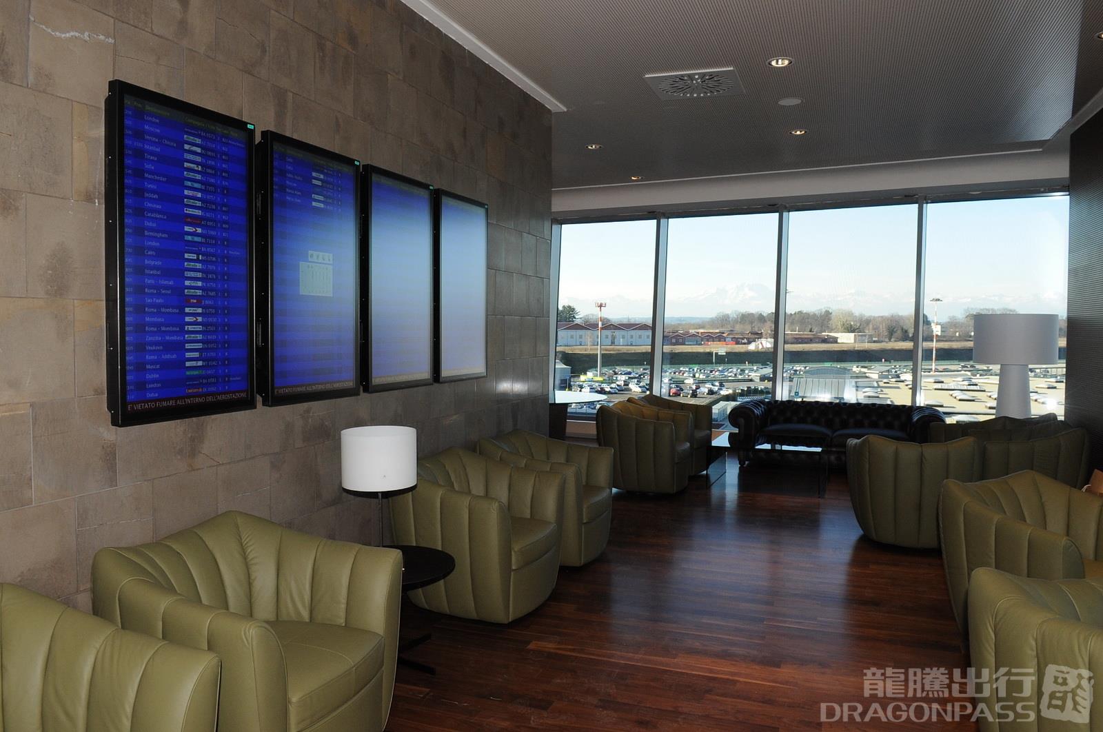 Montale Exclusive - interior view 3