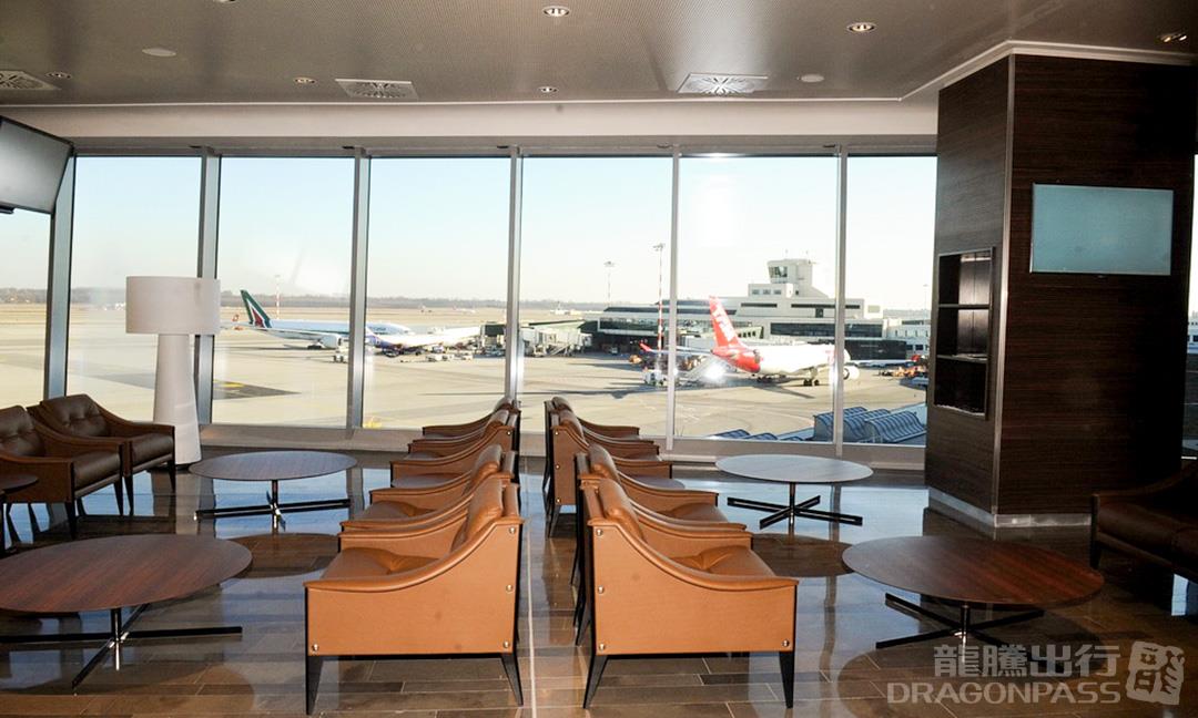 Montale Exclusive at Malpensa Airport (MXP)