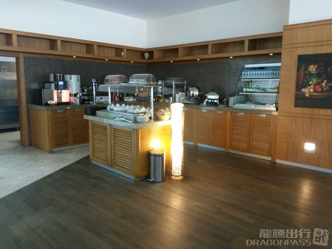 Primeclass Lounge - interior view 2