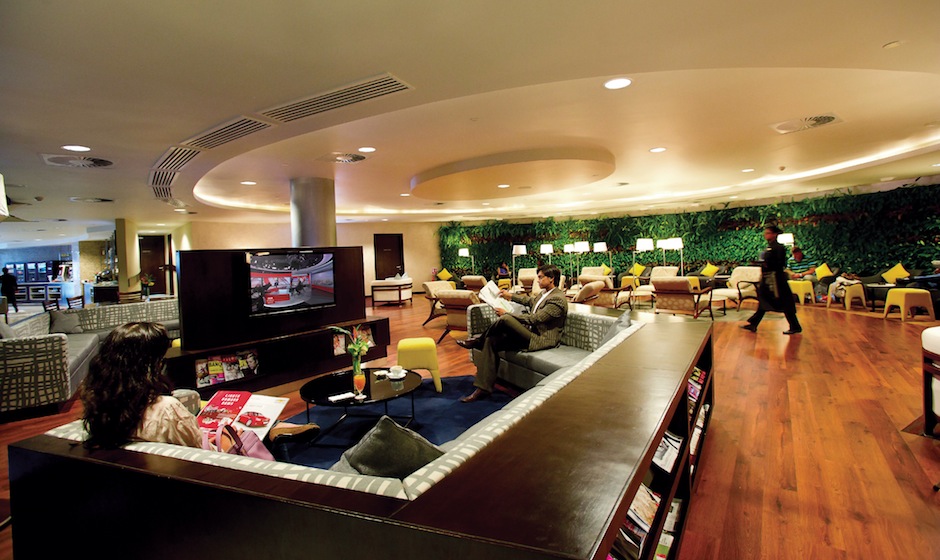 Amedee Maingard Lounge - interior view 2