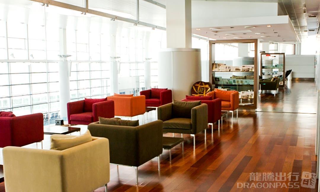 Converse Bank Business Lounge