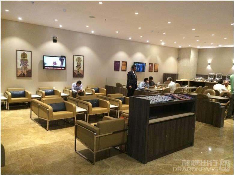 TFS Travel Club Lounge — food & bar