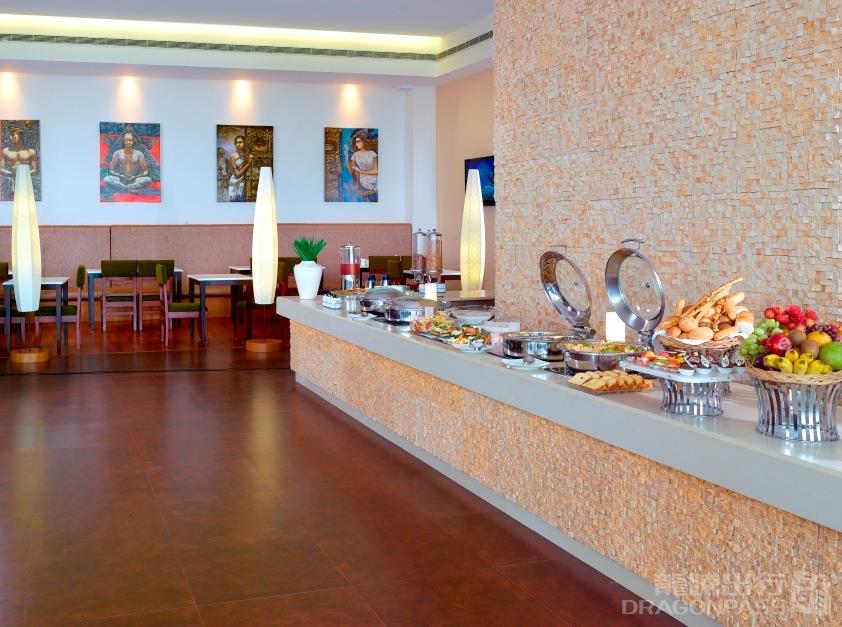 Earth Lounge (International)