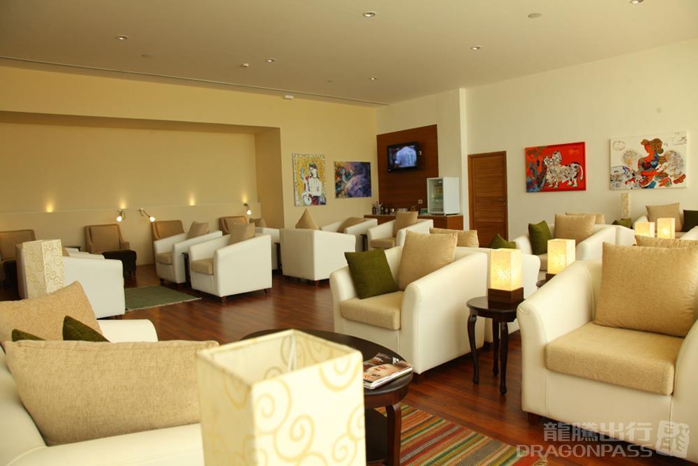 Earth Lounge (International)