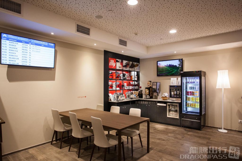 Sala Calligaris at Ronchi dei Legionari Airport