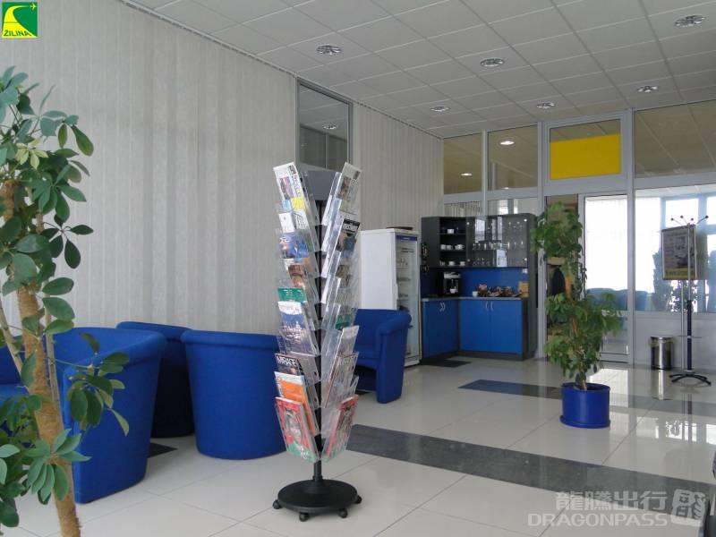 Gate VIP Lounge — seating area