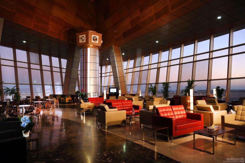 Pearl Lounge Ssh Terminal — seating area