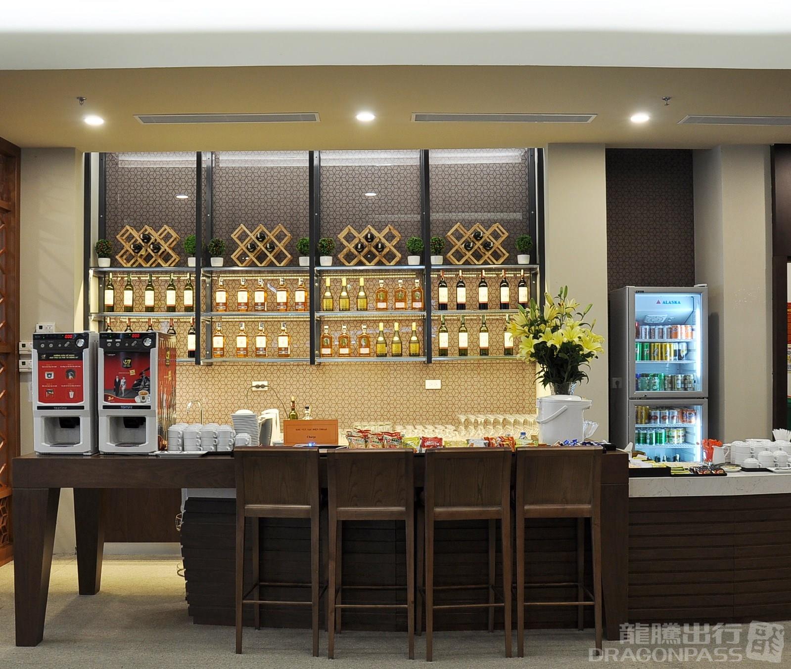 Vietnam Airlines Lotus Lounge - interior view 2