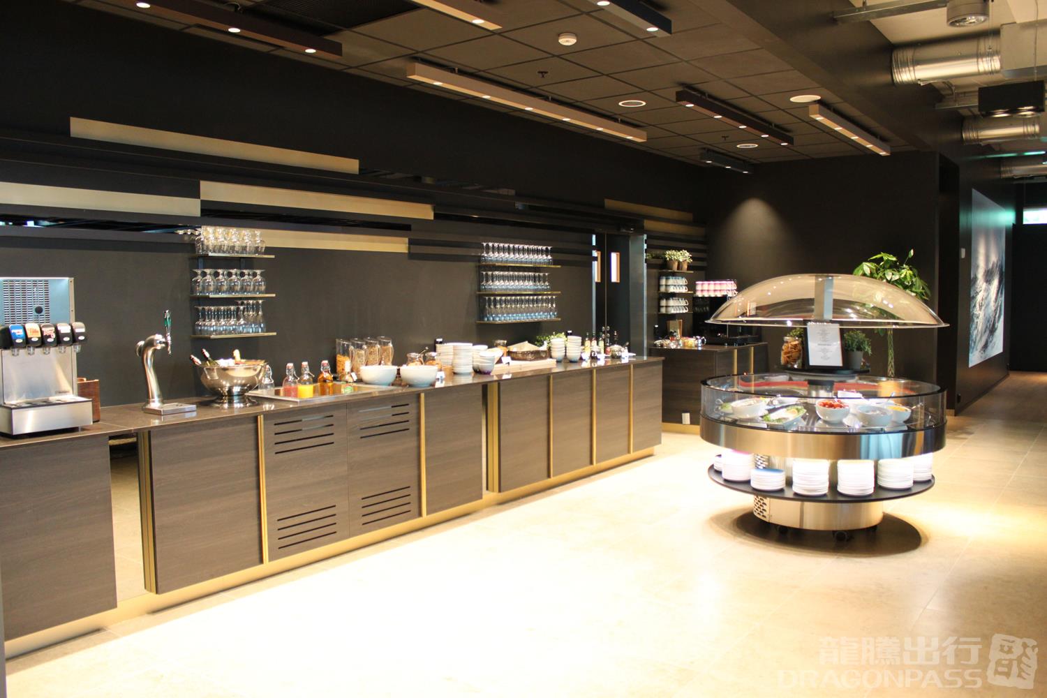 Sola North Sea Lounge - interior view 2