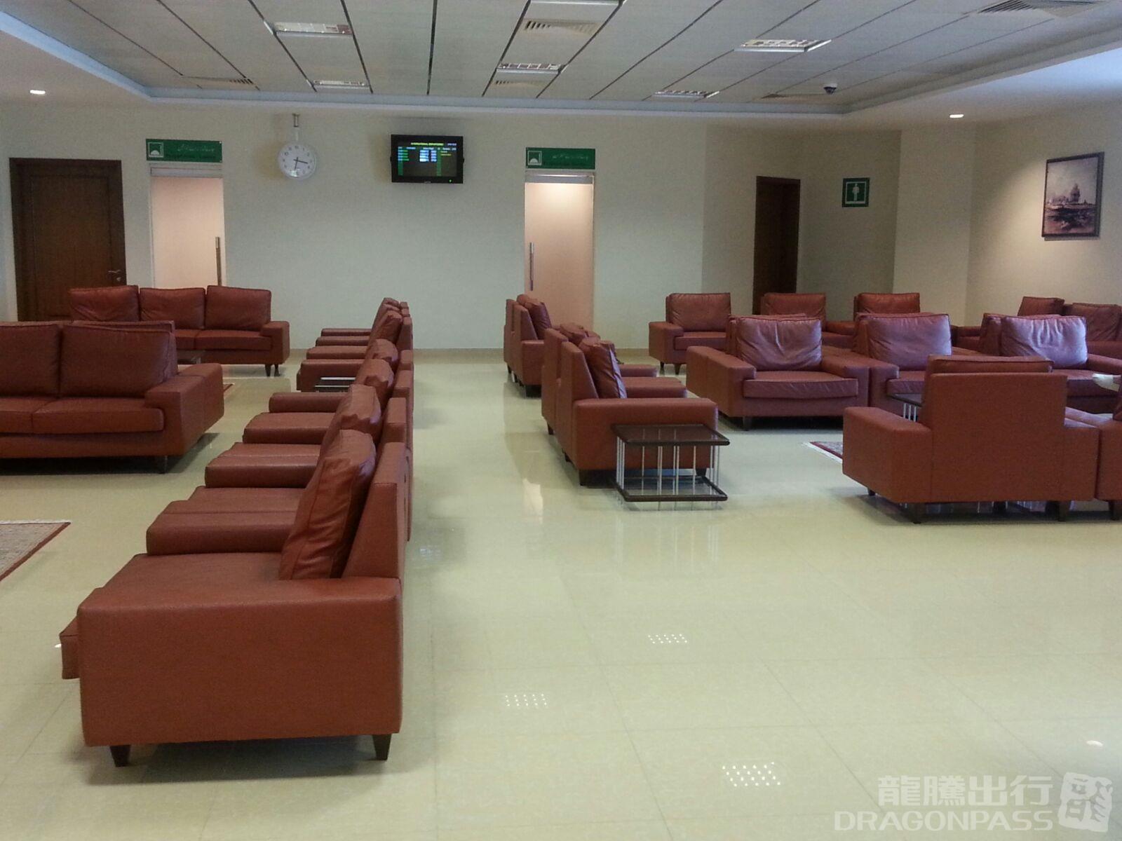 CIP Lounge - interior view 4