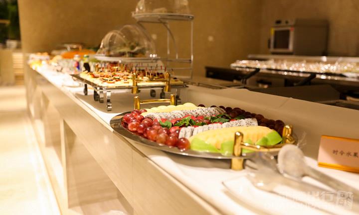 First Class Lounge
