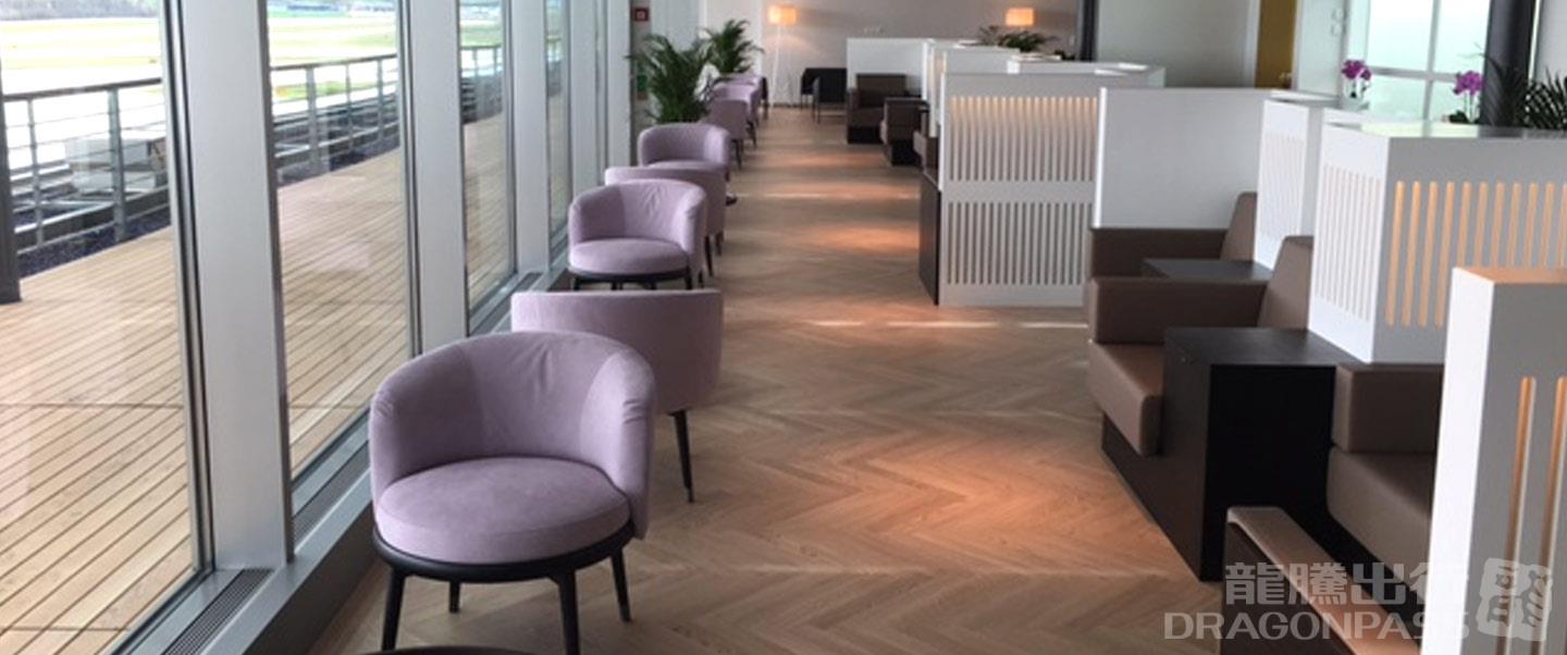 Aspire SKY Lounge - interior view 4