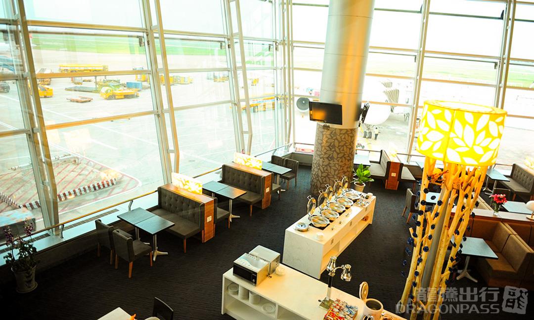 Rose Lounge