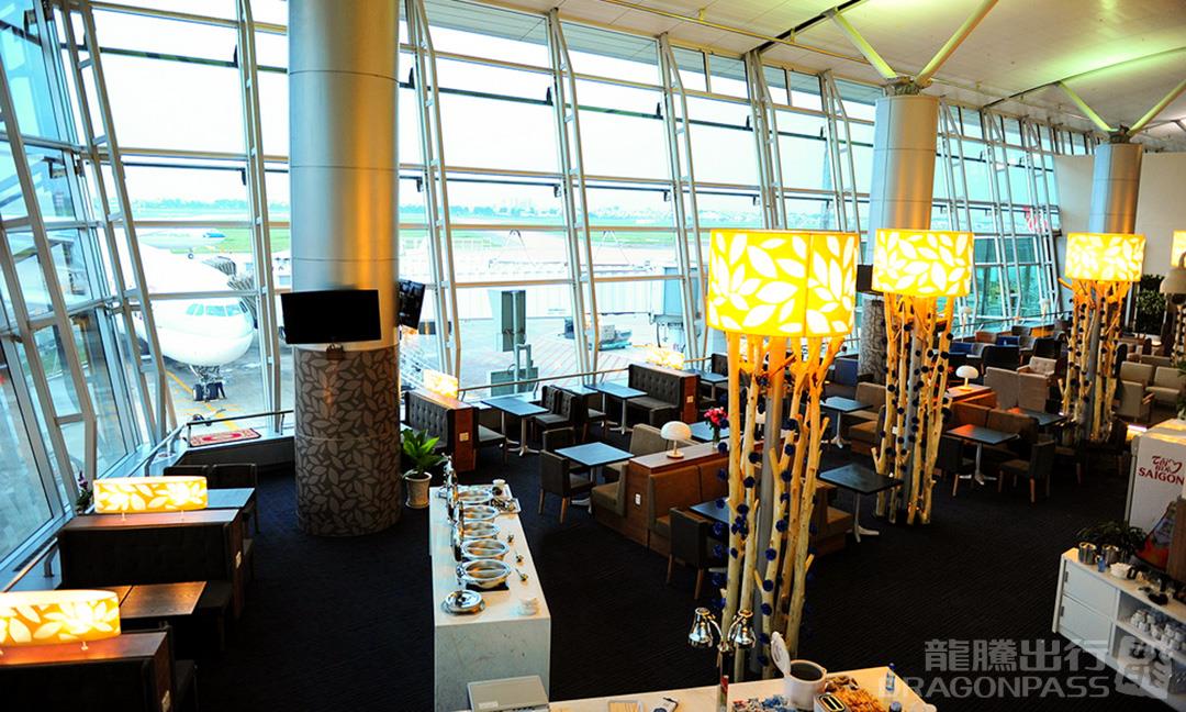 Rose Lounge