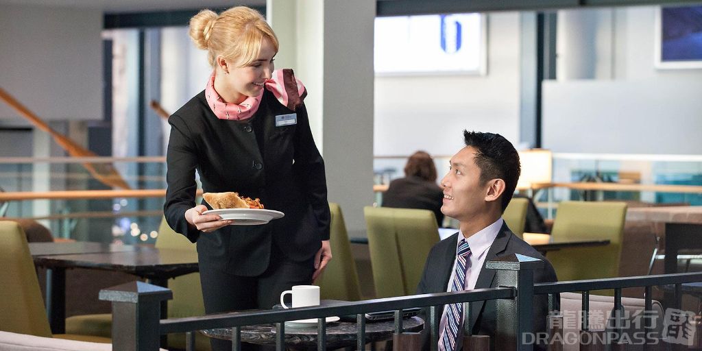 Plaza Premium Lounge (Pier C) - interior view 3