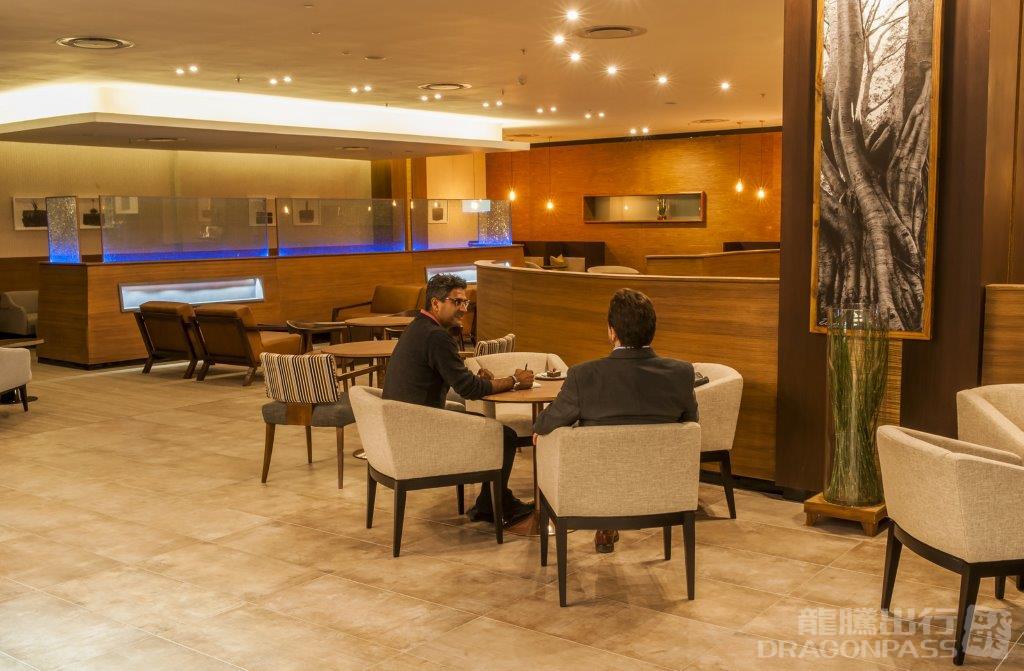 Aspire Airport Lounge - interior view 4