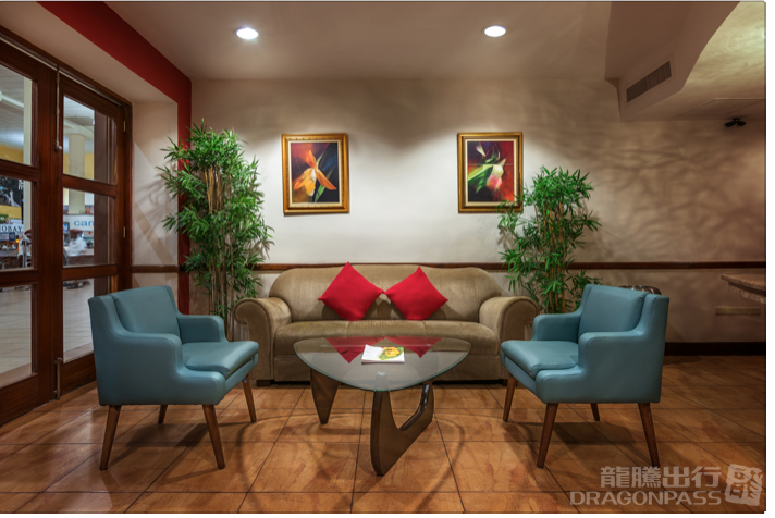 Club Mobay Arrivals - interior view 4