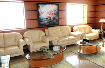 Pearl Lounge (Airside)