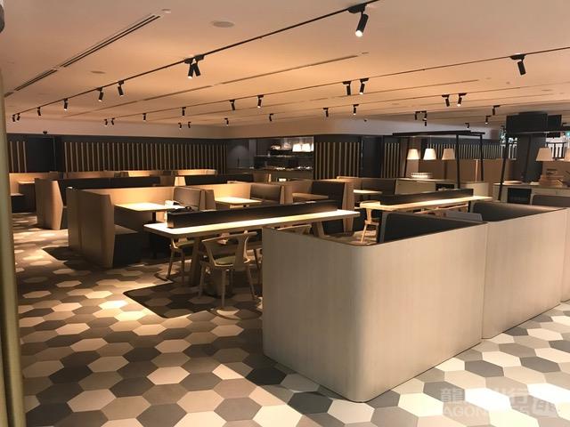 Blossom - Sats & Plaza Pemium Lounge