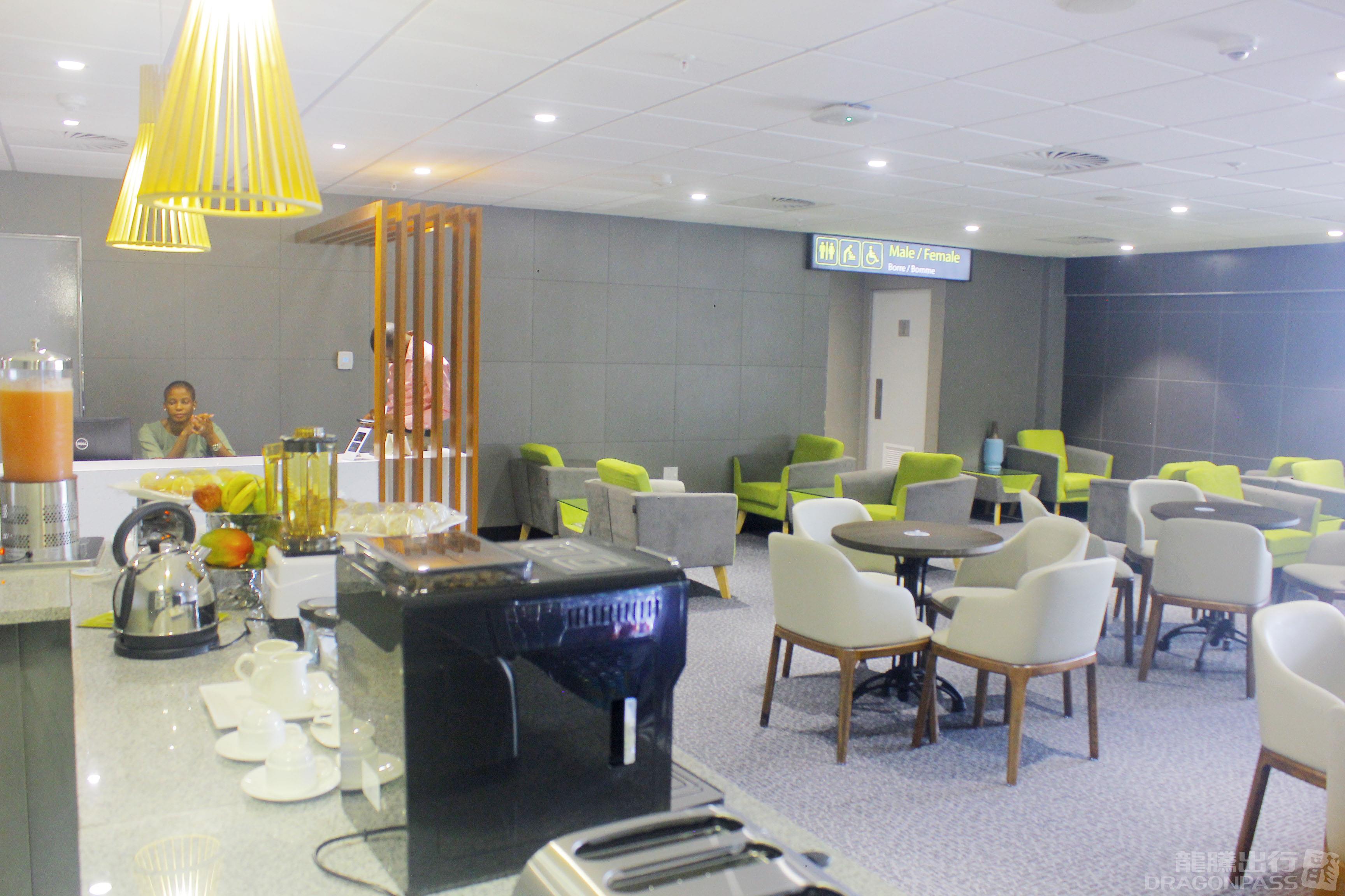 Nthula Lounge (Domestic) - interior view 3