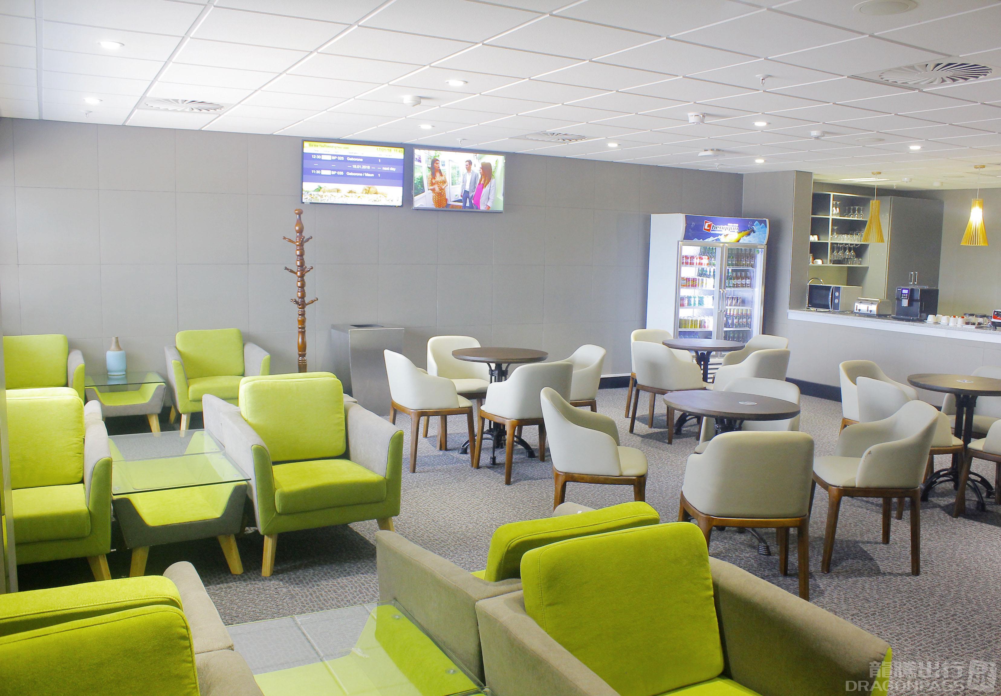 Nthula Lounge (Domestic) - interior view 2