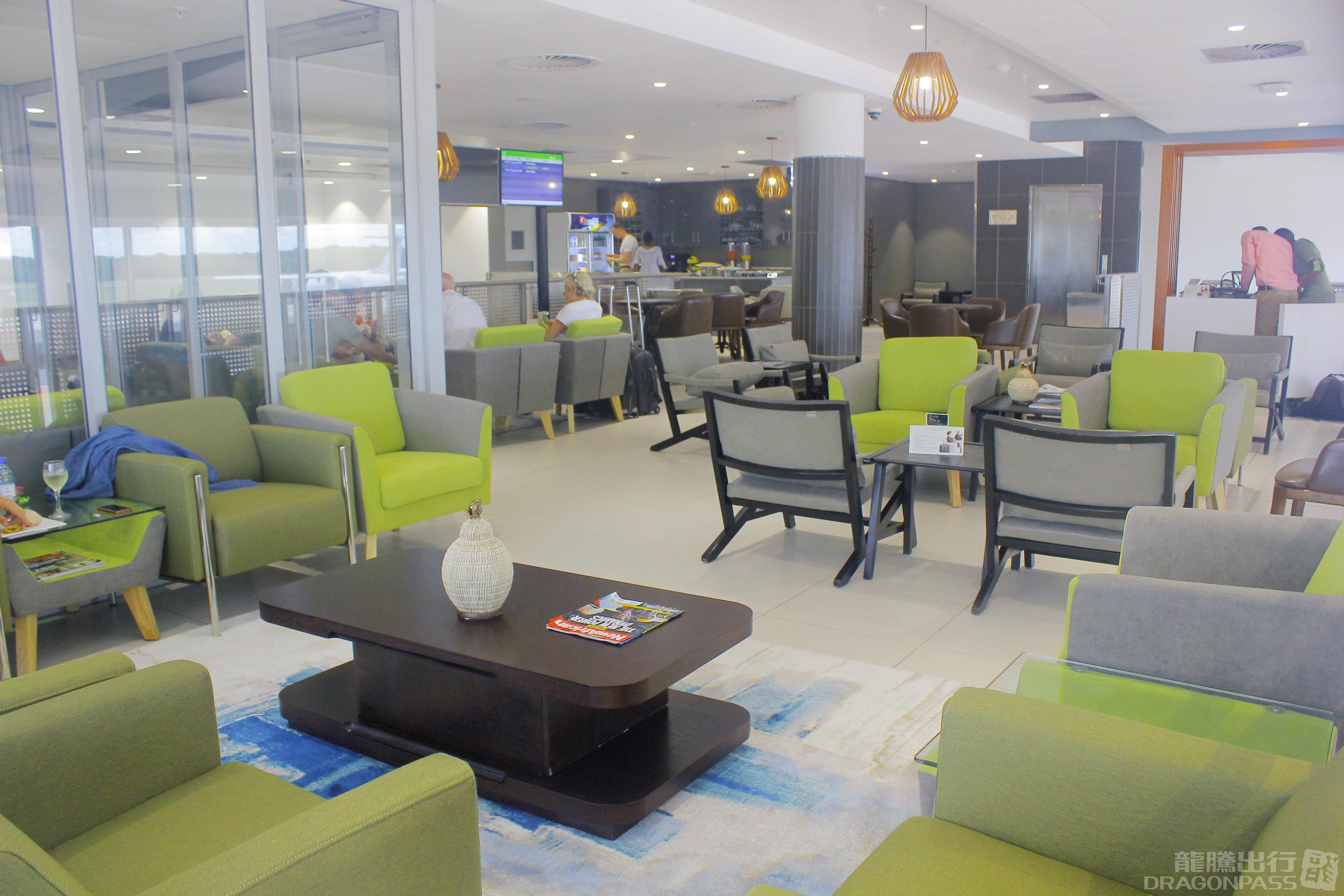 Nthula Lounge (International)