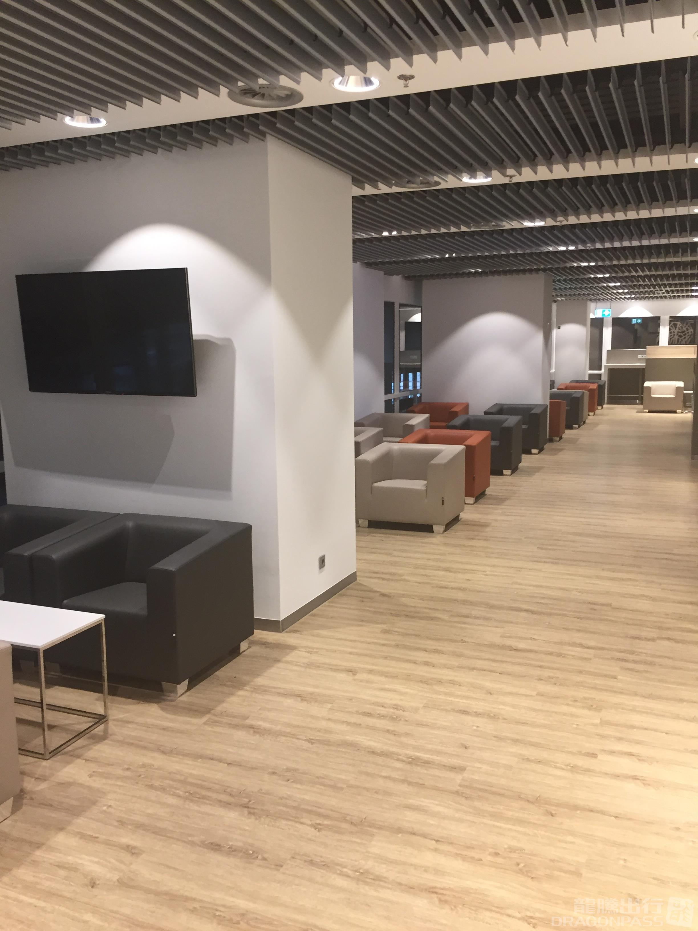 Open Sky Lounge - interior view 3