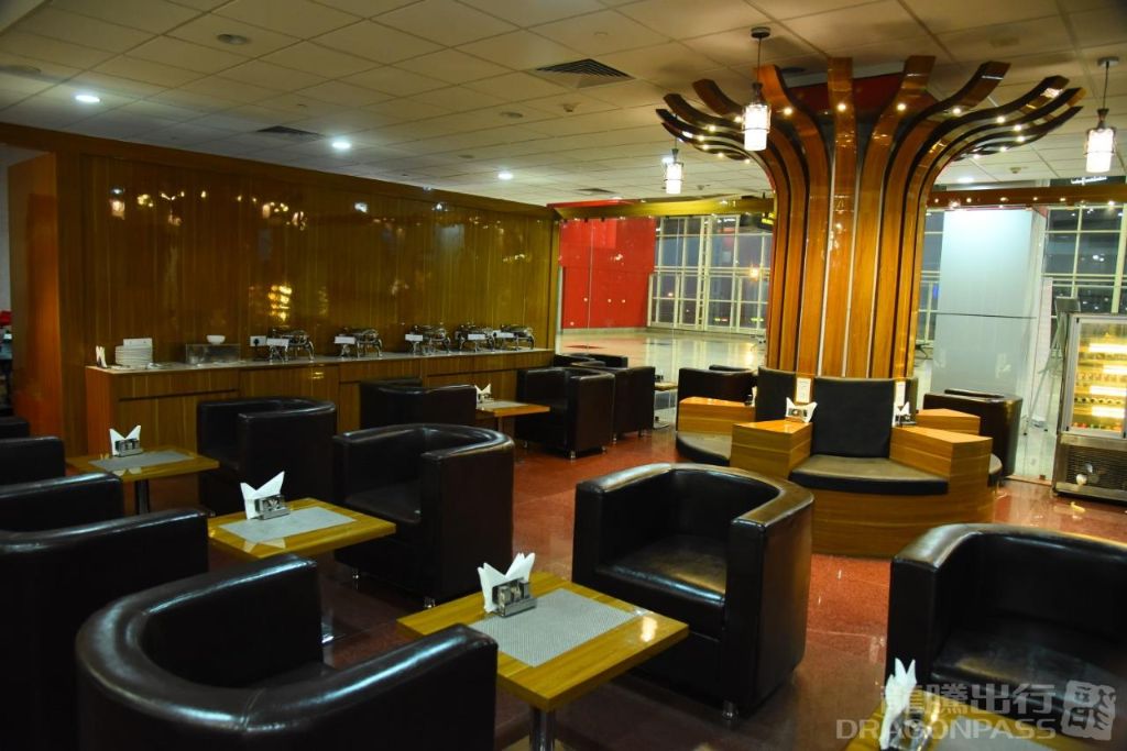 Premium Lounge - interior view 2