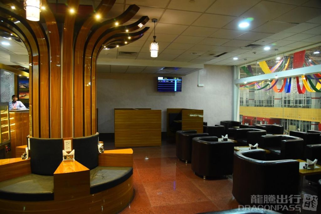 Premium Lounge - interior view 3