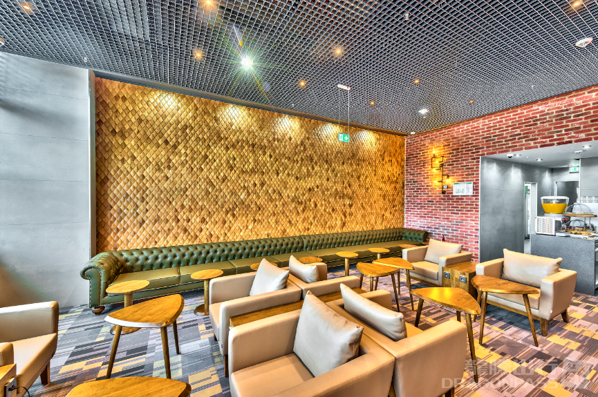 Primeclass Lounge - interior view 4