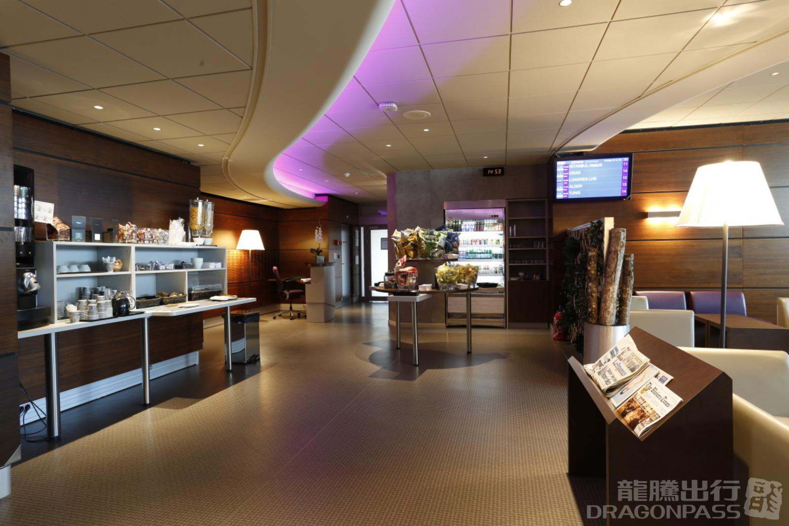 VIP Lounge - International Flights — seating area