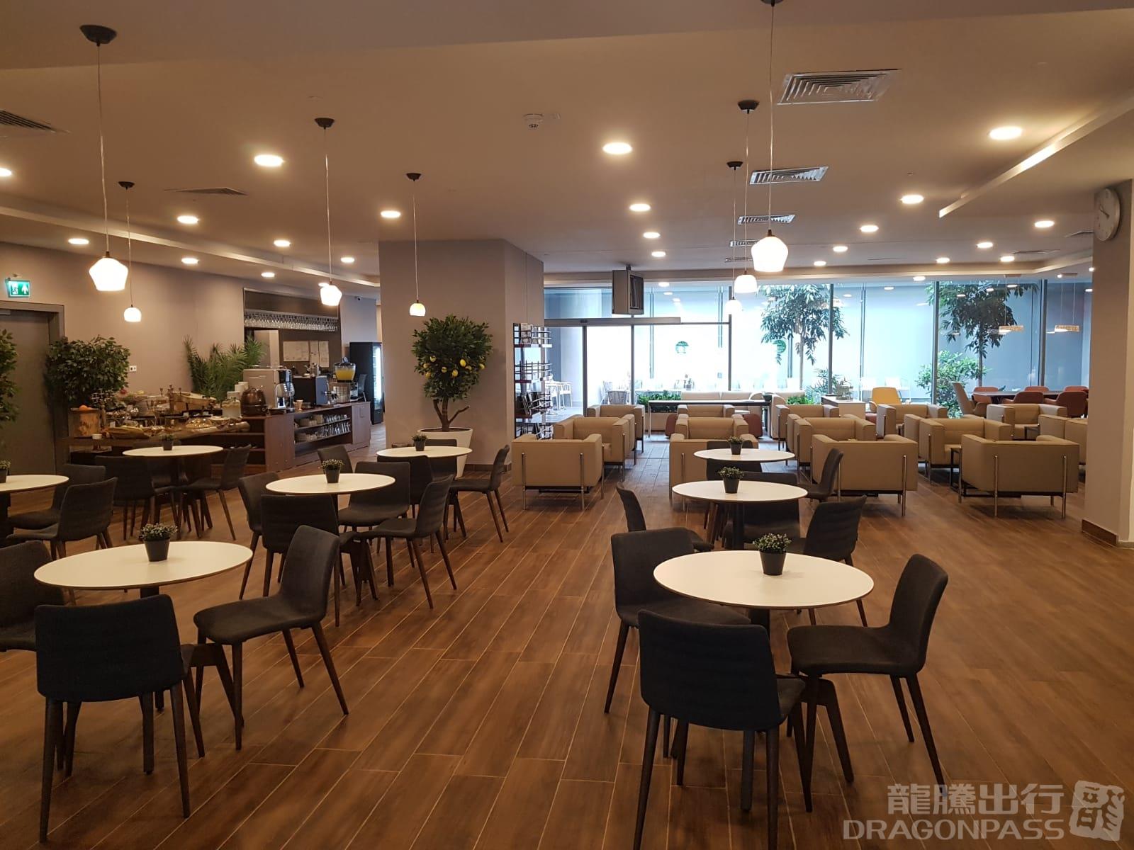 DLM Lounge