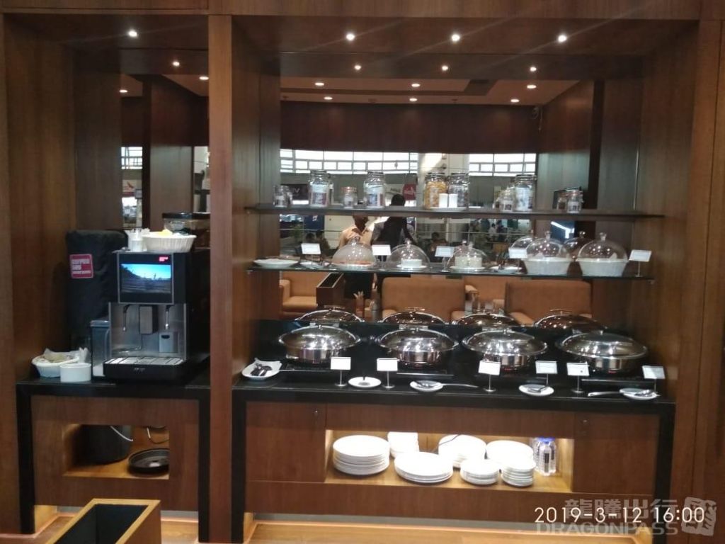 Bird Lounge - interior view 4