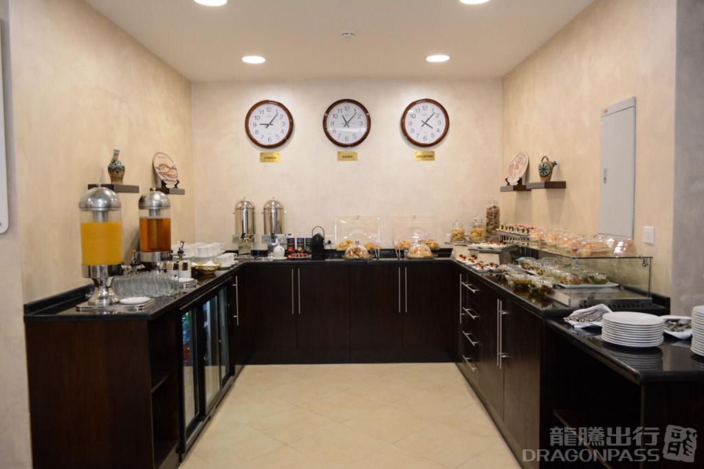 Pearl Lounge - interior view 2