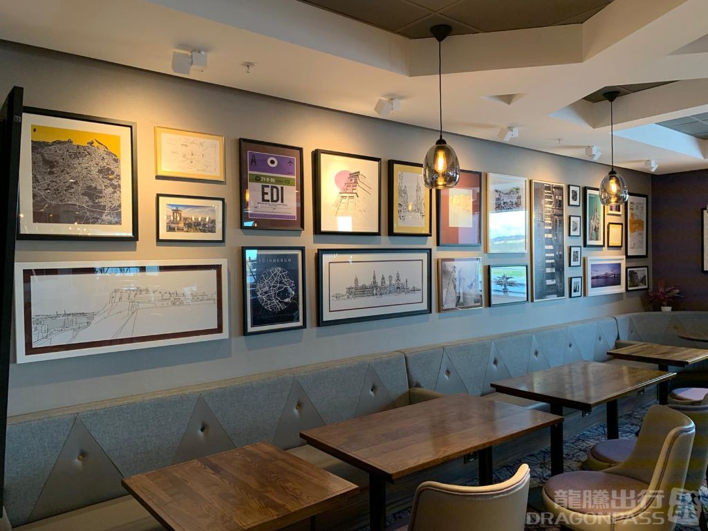 Aspire Lounge (Gate 16) - interior view 2