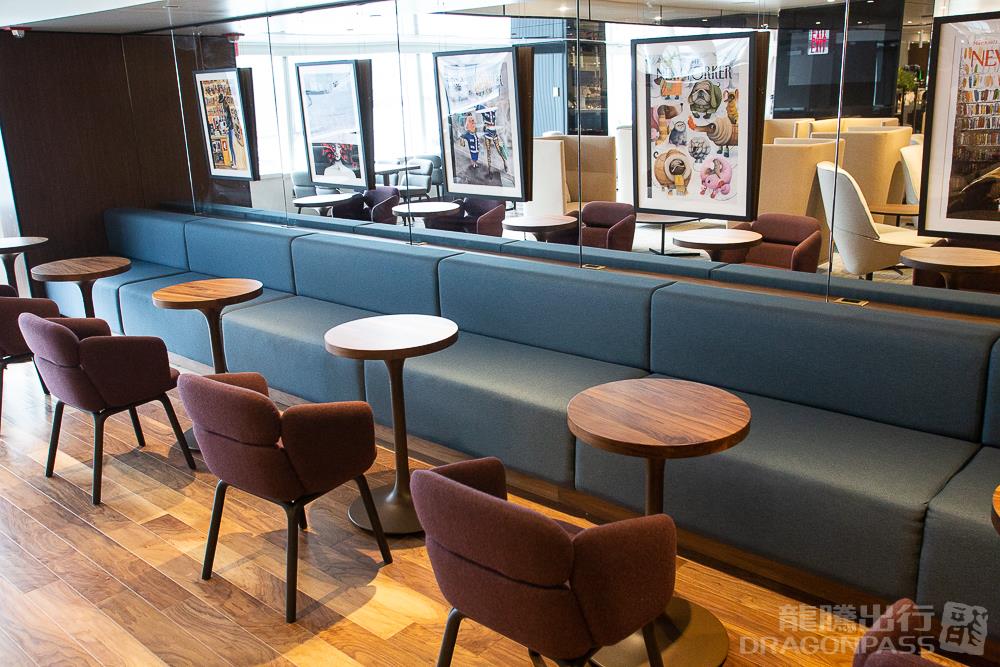 Primeclass Lounge - interior view 4