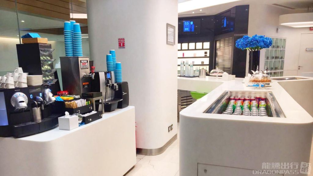 Wellcome Lounge - interior view 3