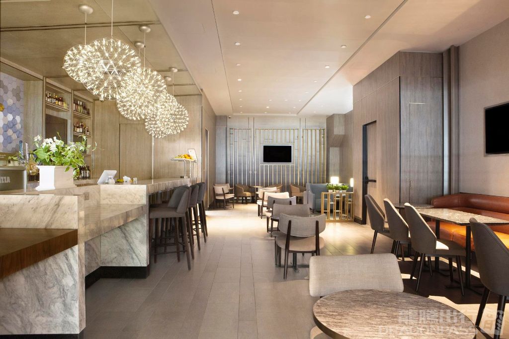 Plaza Premium Lounge - interior view 2