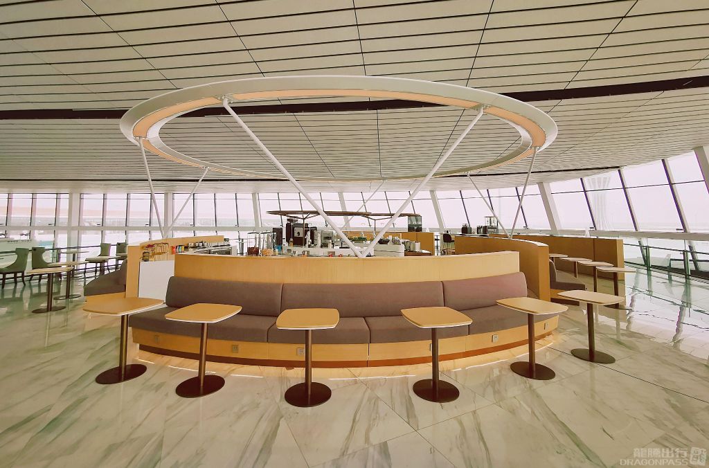 China Southern Airlines Gold/Silver Member Lounge - interior view 3