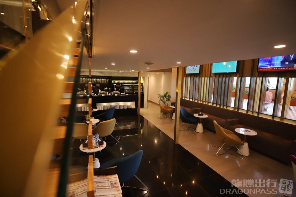 Majestic Lounge