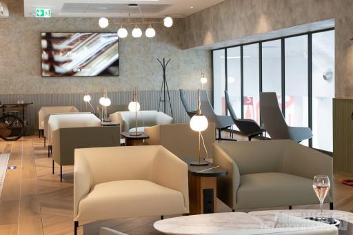 HelloSky VIP Lounge image
