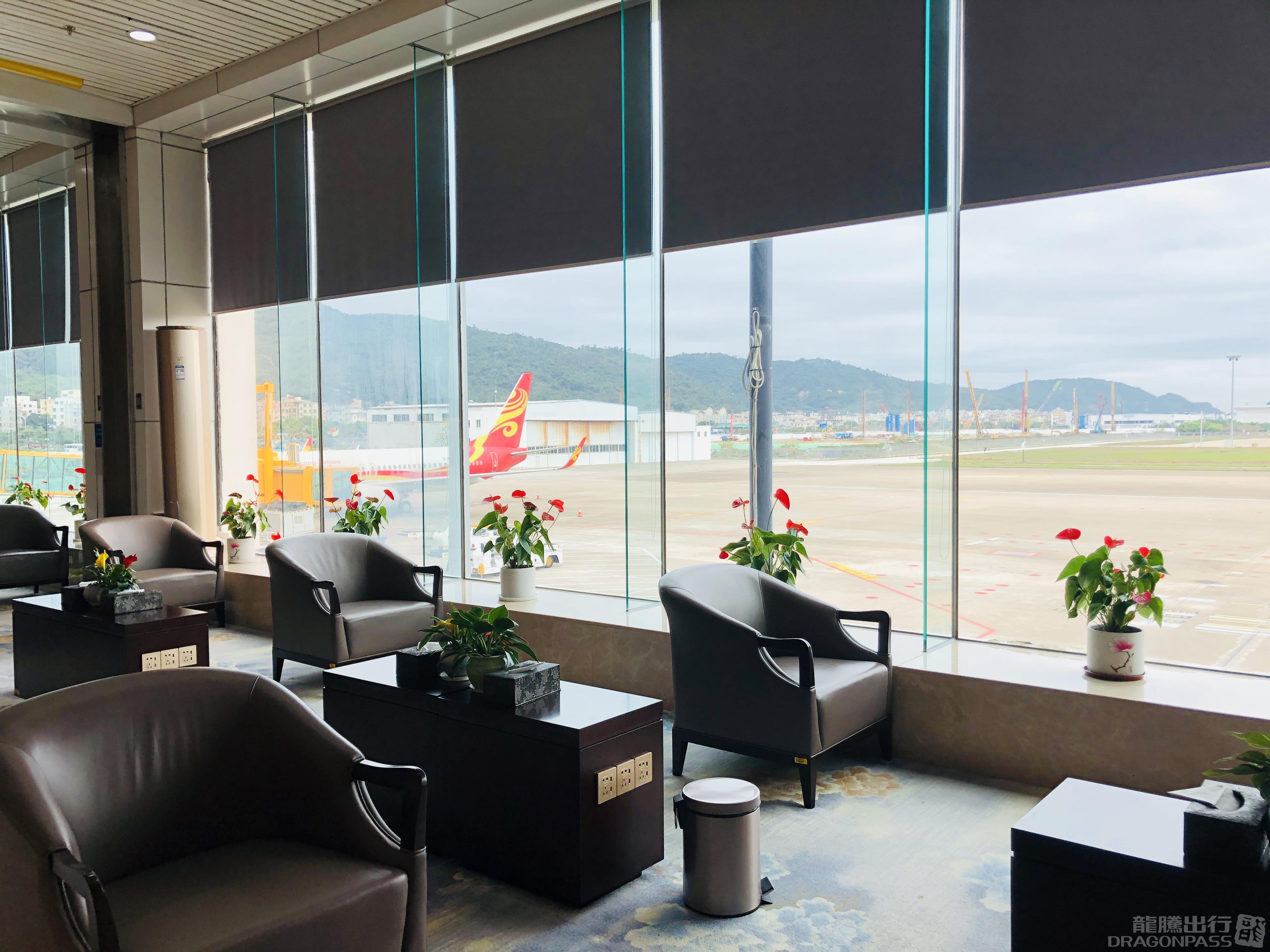 First Class Lounge (East Gallery)